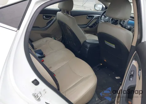 2015 Hyundai Elantra Limited z USA, uszkodzony, nr VIN 5NPDH4AE2FH607458